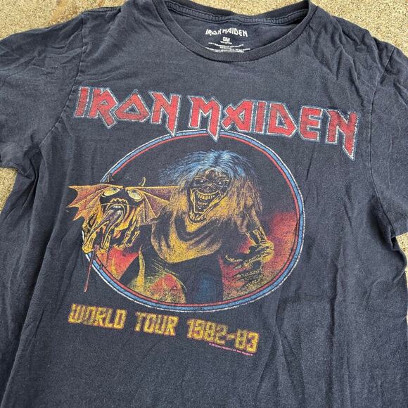 Vtg Y2k IRON MAIDEN World Tour 1982-83 Headless Graphic Metal Band T Shirt S - Picture 3 of 5